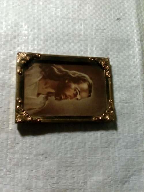 Small Print of Jesus in Ornate Metal Frame (Ref 213)