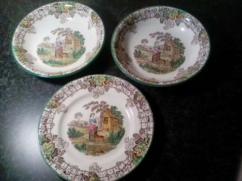 Pair of Copeland Spode's Bryon Porridge Bowls & Plate Design #4 (Ref 481)
