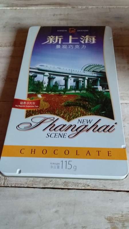 Shanghai Scene Tin