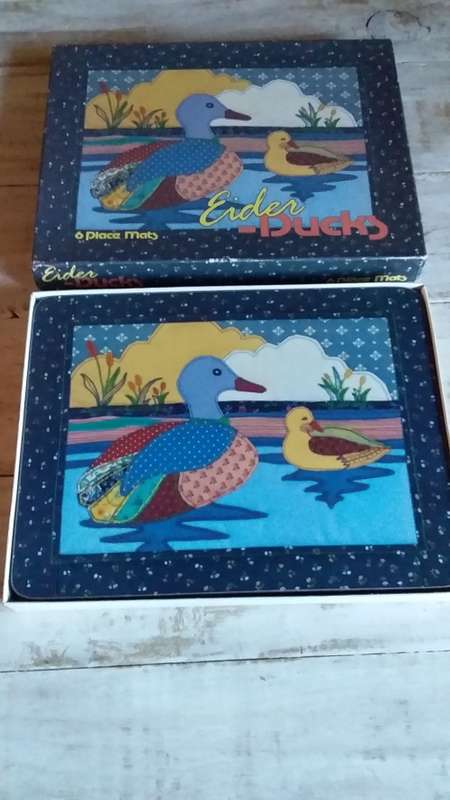 Set of 6 Vintage Duck Quilt Design Place Mats