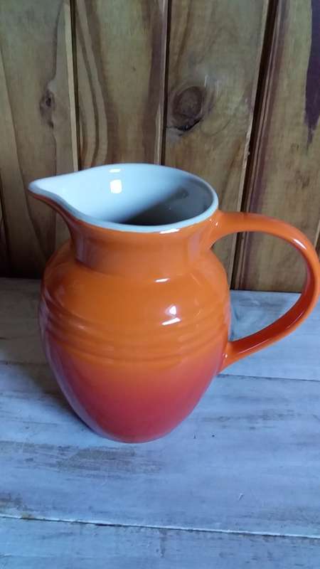 Le Creuset Glazed Stoneware Serving Pitcher 0.6lt - Relisted due to Non-paying Buyer