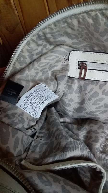Genuine GUESS Pre-used Handbag in Good Condition