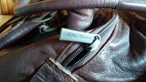 Pre-used Bella Bianca Handbag