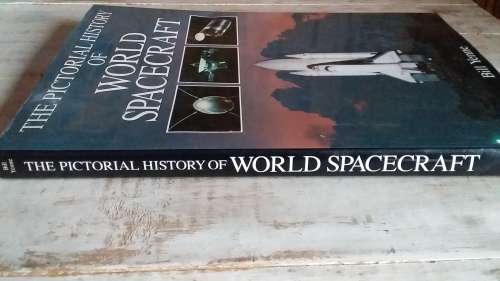 The Pictorial History of World Spacecraft