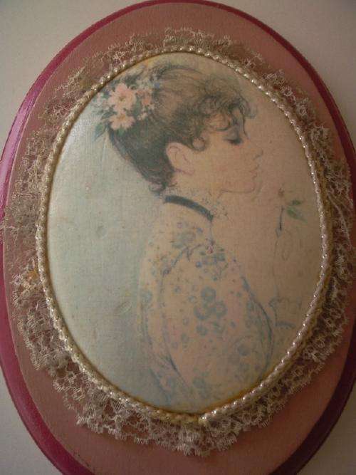 Lady in Oval Frame