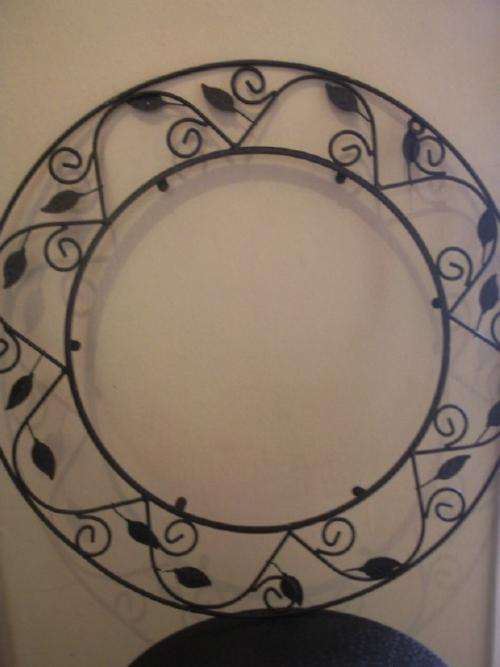 Decorative Round Metal Frame WITH attachments for a mirror or picture
