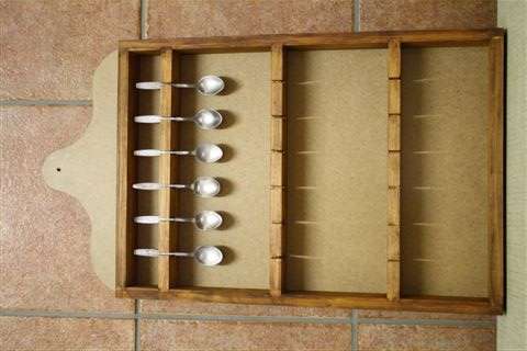 Souvenir Spoon Rack - Holds 18 Spoons