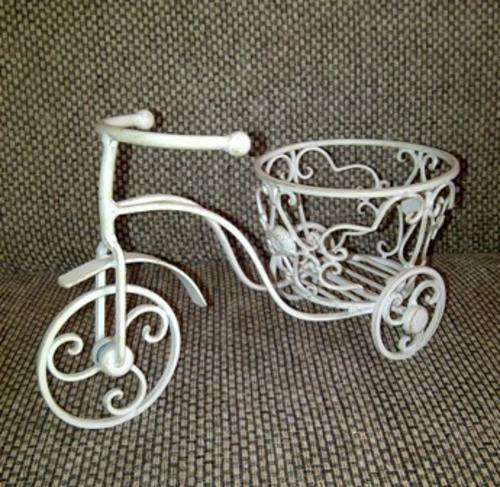 Decorative Ornamental Cast Iron Tri-Cycle with Basket (Postage R60)