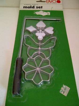 Vintage EVA Aluminum Rosette Mold Set (Postage R25)