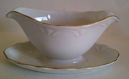 Arabia One Piece Gravy Boat & Saucer - Made in Finland