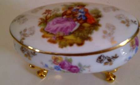 Small Dainty Decorative Limoges France Trinket Holder