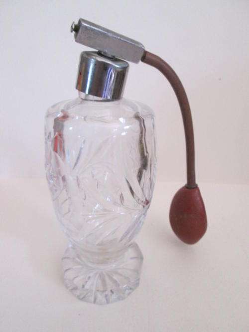 Gorgeous Solid Cut Glass Scent Bottle - Please see Description