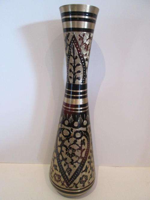 Stunning Decorative Vase which Appears to be Metal