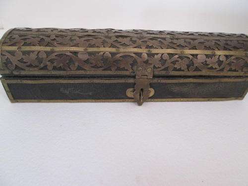 Small Wooden Arabian Sandalwood & Scent Holder with Brass Overlays