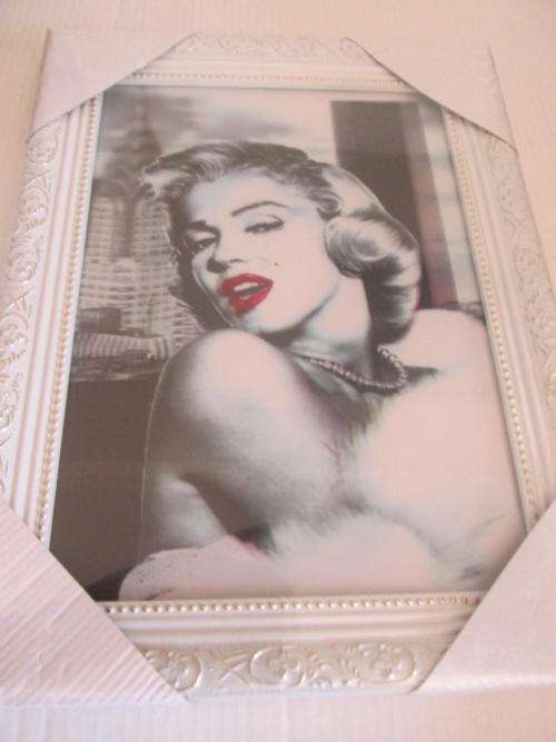 3D Picture of Marilyn Monroe in Gorgeous Frame