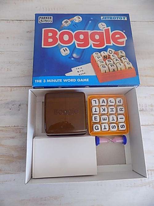 Vintage Parker BOOGLE 3 Minute Word Game