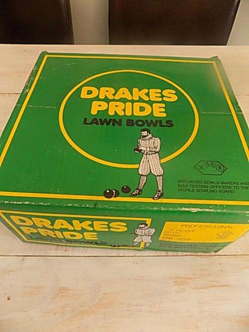 Four Drakes Pride Lawn Bowls in Original Box - Collection Only