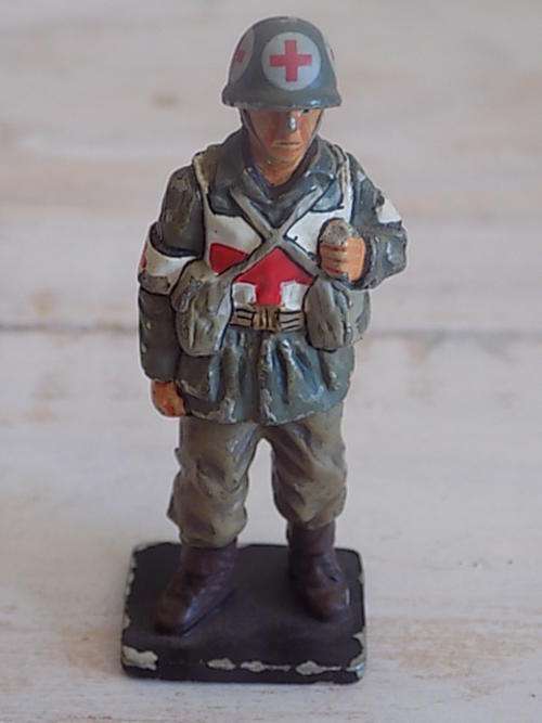 delPrado Die Cast Medic 94th Infantry Division USA- 1945 Figurine