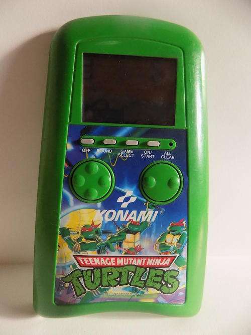 Konami Teenage Mutual Turtles 1989 Handheld Game