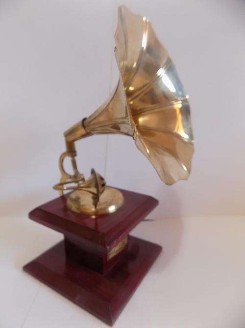 Decorative Plated Metal & Wood Old Style Gramophone Ornament