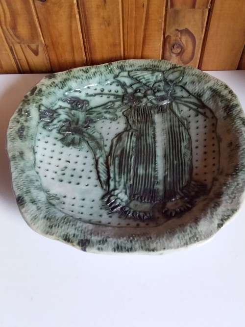 Large Glazed Pottery Bowl with Impression of Cat and Bird