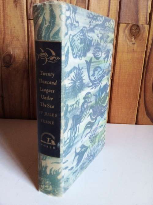 Twenty Thousand Leagues Under the Sea - Jules Verne