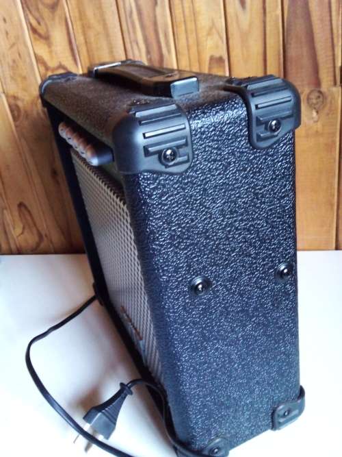 Bucklay BA15G Amplifier