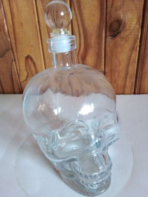 Very Cool Skull Shaped Glass Decanter