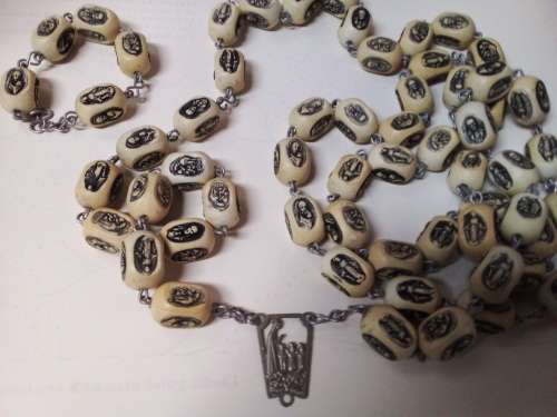 Religious Pendant with Approximately 2 Metre Chain and Bracelet