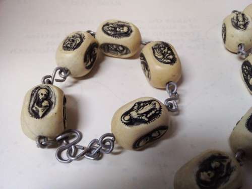 Religious Pendant with Approximately 2 Metre Chain and Bracelet