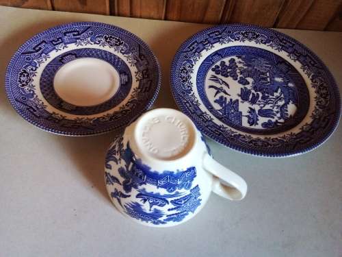 Churchill England Blue Willow Trio