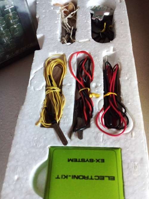 Vintage Electronic Experimentor Kit - Made in Taiwan