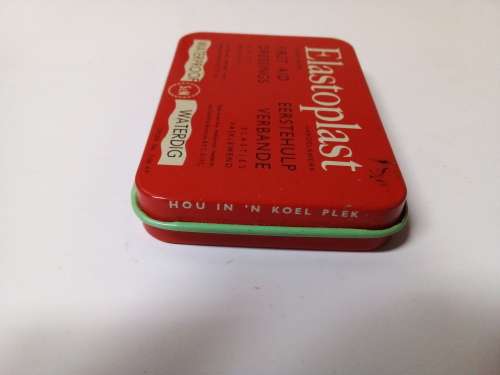 Small Vintage Bilingual Elastoplast Tin