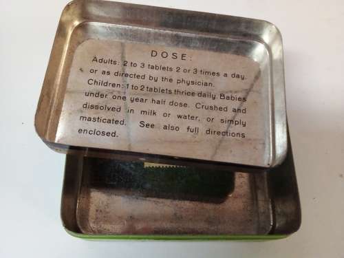 Vintage Kalzana Tablet Tin