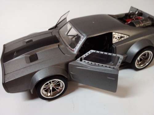 Jada 2017 Fast and Furious Scale 1/24 Model Car