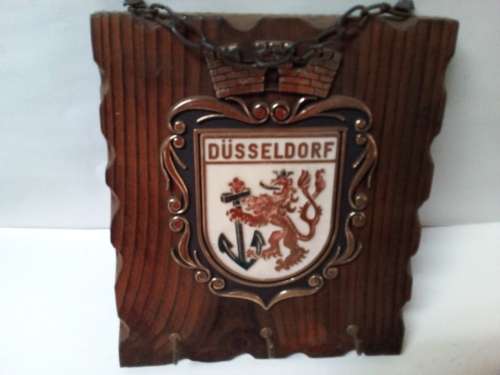 Vintage Dùsseldorf Coat of Arms on Solid Wood Plaque
