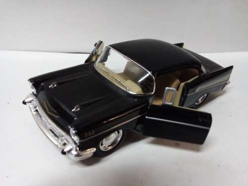 Kinsmart 1957 Chevrolet Bel Air Diecast Model