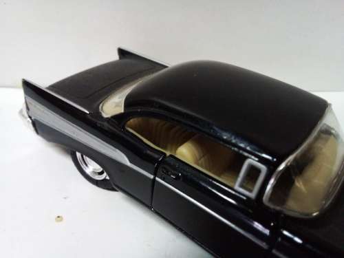 Kinsmart 1957 Chevrolet Bel Air Diecast Model
