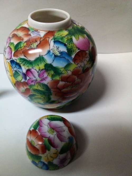 Lovely Floral Ginger Jar with Lid