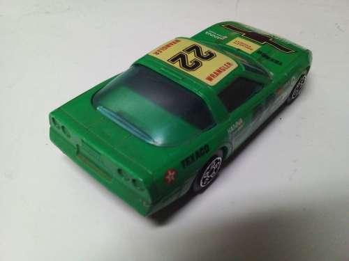 Burango Chevrolet Corvette Die Cast 1:43