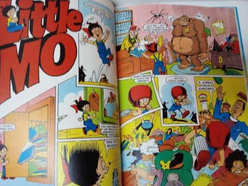 The Beezer Book 1990