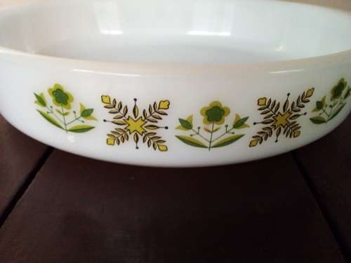 429 Anchor Hocking Fire-king Oven Dish