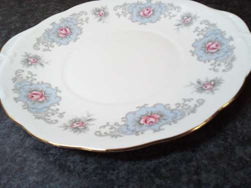 1960s Queen Anne Cake Plate
