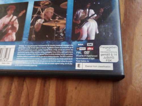 Queen Live at Wembley stadium DVD