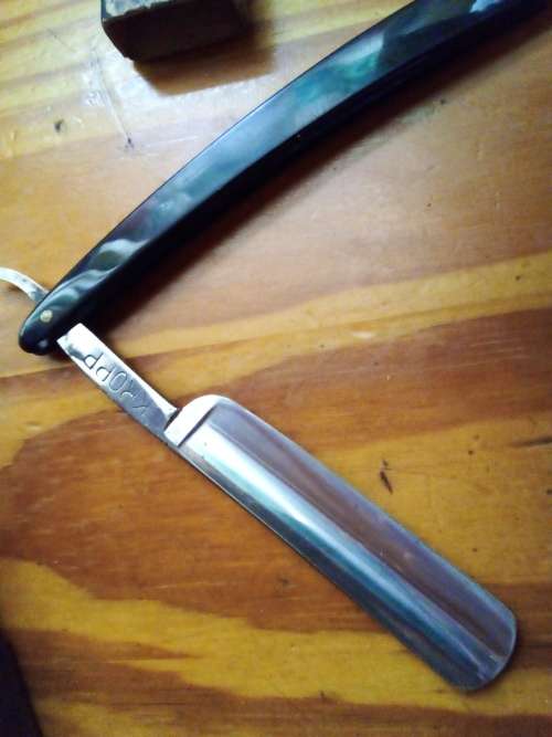 Vintage Kropp Cut Throat Razor - Made in England