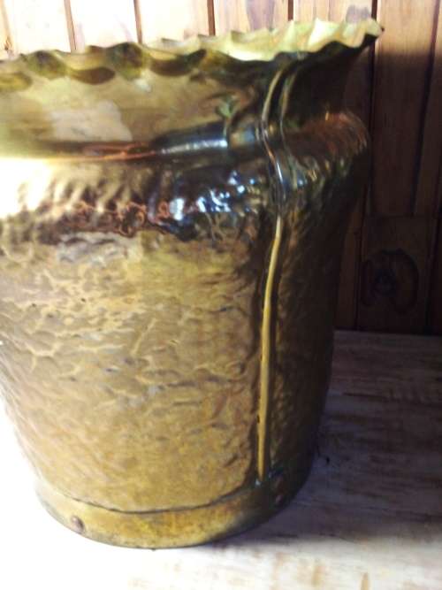Good Size Brass Plate Planter