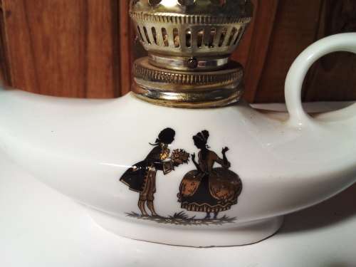 Small Aladin Shaped Lamp
