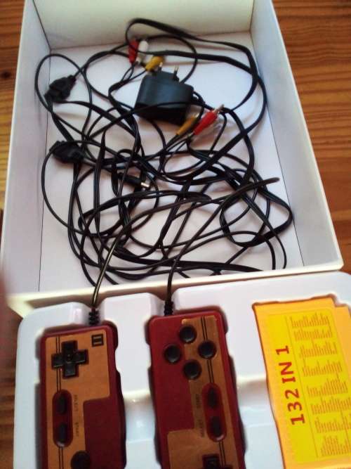 Empire Gaming. Vintage Games Consol