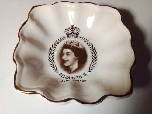 Vintage Midwinter 1953 Elizabeth II Small Bowl