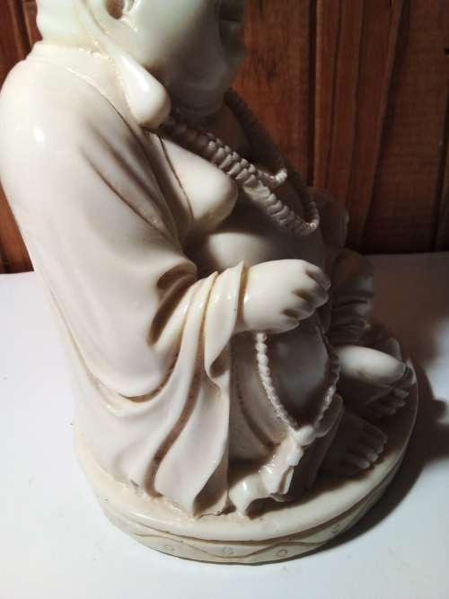 Solid Detailed Ivory Tone Budha